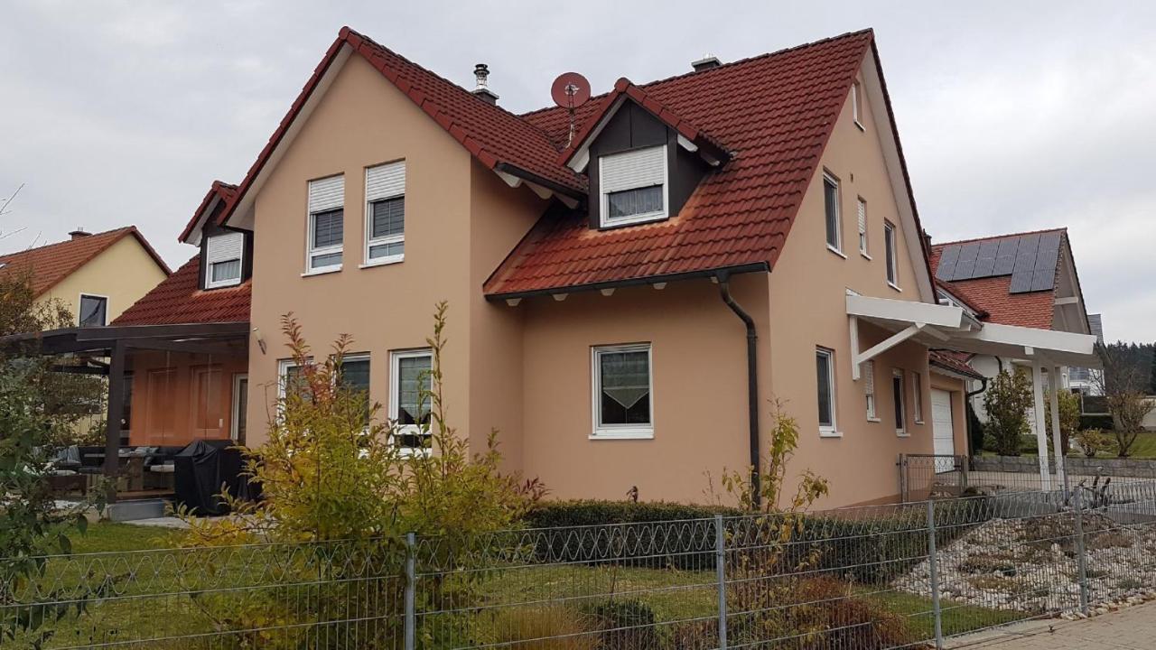 Ferienwohnung Am Kapellenaecker Neumarkt in der Oberpfalz Exterior foto